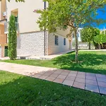 Βίλα Lux Nina With Six Bedrooms, Private Pool By Adex Travel *