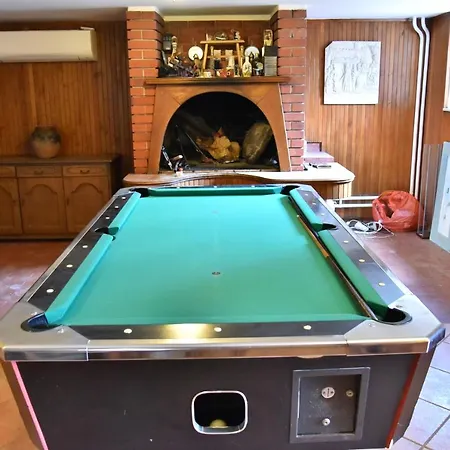 Lux Nina With Six Bedrooms, Private Pool, Sauna *