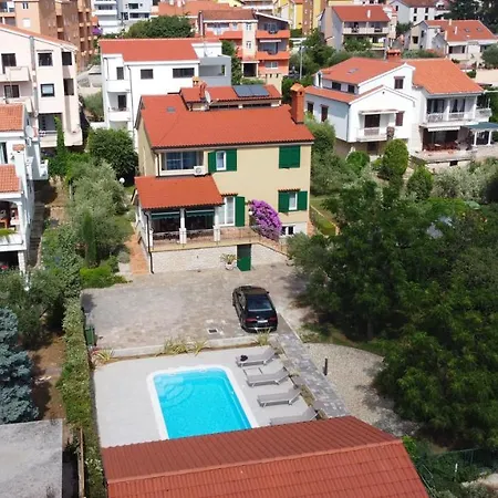 Lux Nina With Six Bedrooms, Private Pool, Sauna Villa Zadar