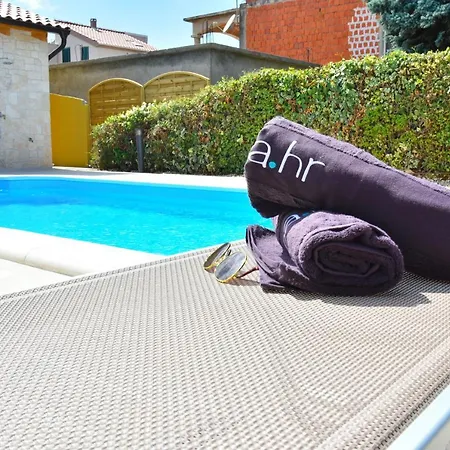 Villa Lux Nina With Six Bedrooms, Private Pool, Sauna Zadar