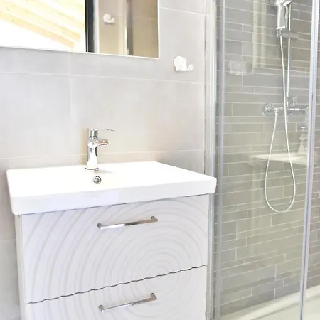 Villa Lux Nina With Six Bedrooms, Private Pool, Sauna *