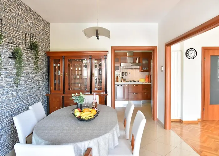 Lux Nina With Six Bedrooms, Private Pool By Adex Travel