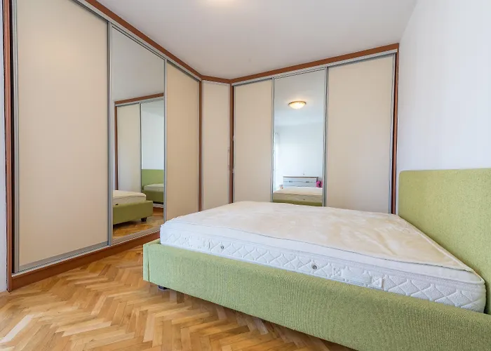 Villa Lux Nina With Six Bedrooms, Private Pool By Adex Travel *